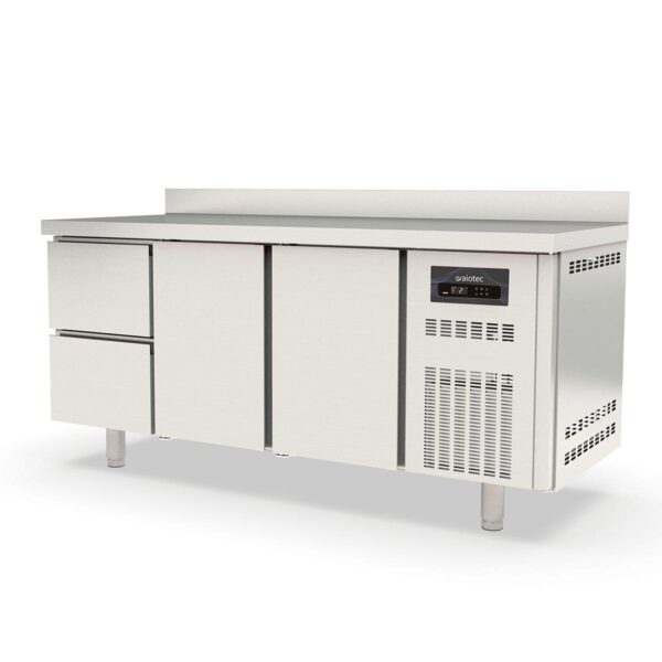Tavolo refrigerato professionale / 3 moduli GN 1/1 con 2 cassetti / 2 porte e alzatina, 1795 x 700 mm