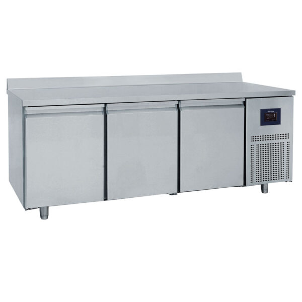 Virtus – Tavolo refrigerato pasticceria a 3 porte 600x400 mm, piano in inox con alzatina, -2°/+8°C - WiFi (BNZ0005/FNPI)